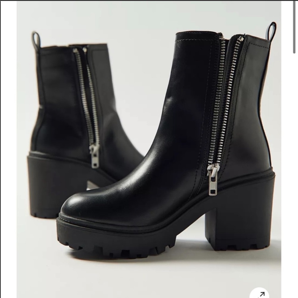 Urban Outfitters Zip Up Vegan Leather Platform Bootie